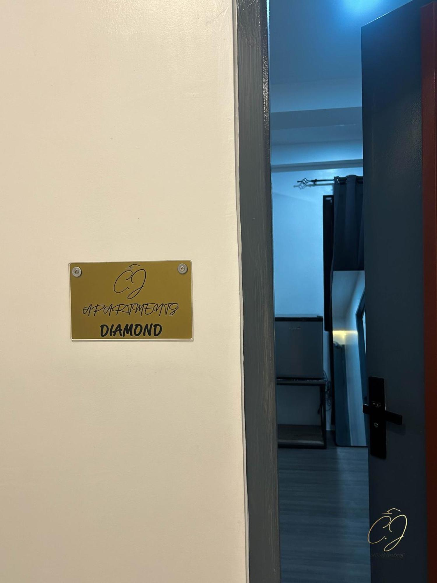 Cj Apartments Олонгапо Екстер'єр фото